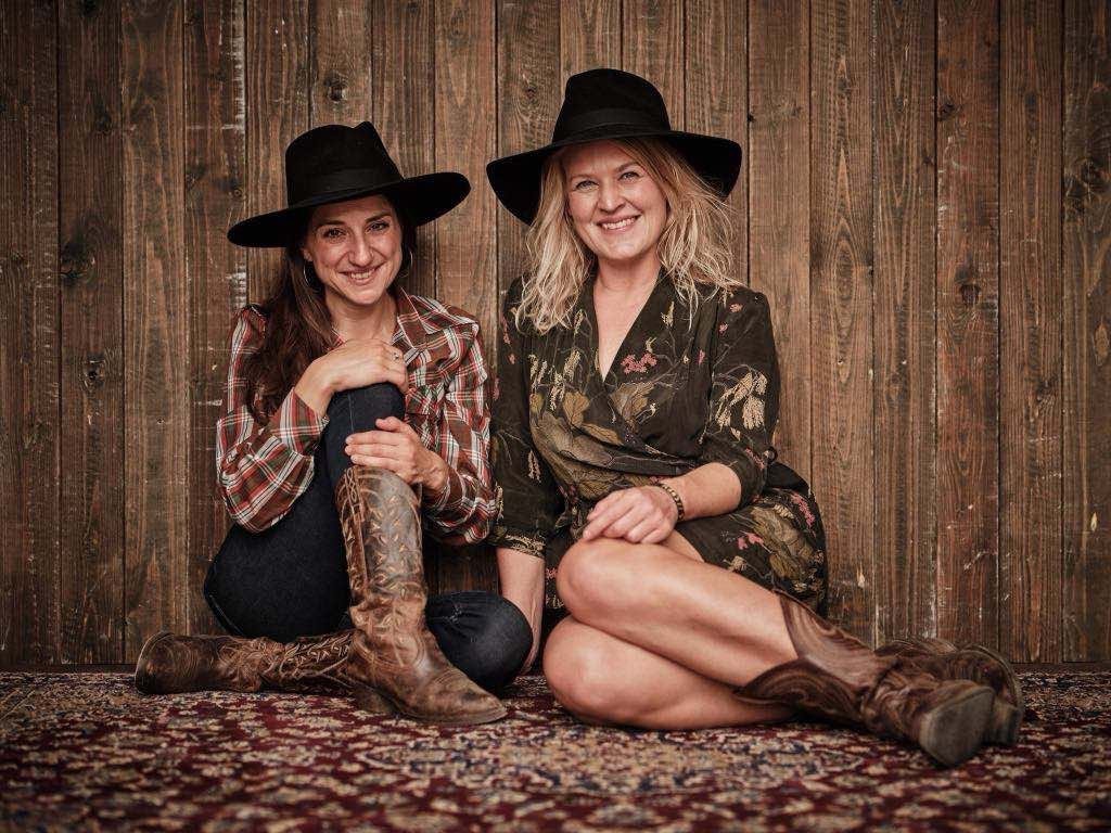 Ladies of Folk